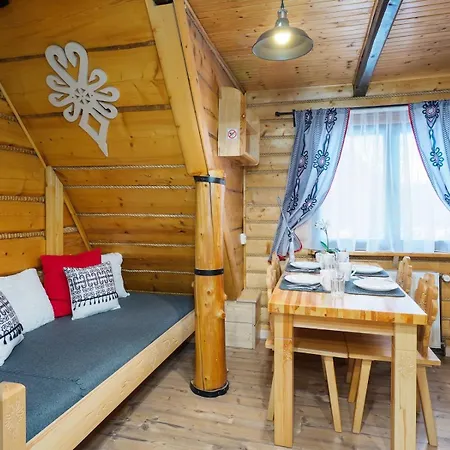 Pod Roza Apartment *
